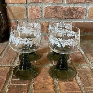 Vtg Lumiarc Beehive Green Stem Cordial Wine Glasses Goblets Set of 4